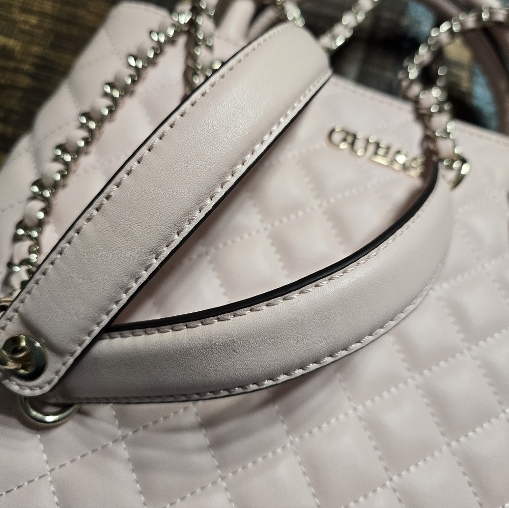 GUESS Quilted Pink Handbag - Picture 3 of 10